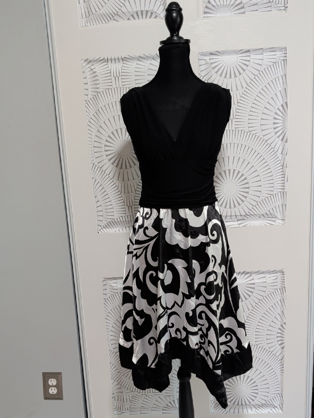 Women's Black And White Dress